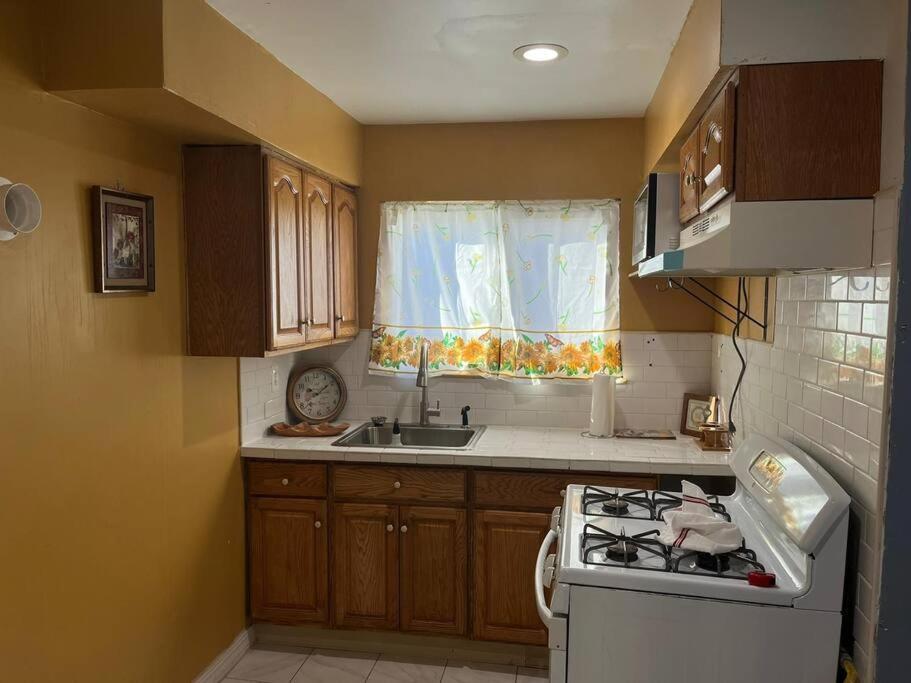 Your Cozy Comfy Rental New York Ngoại thất bức ảnh
